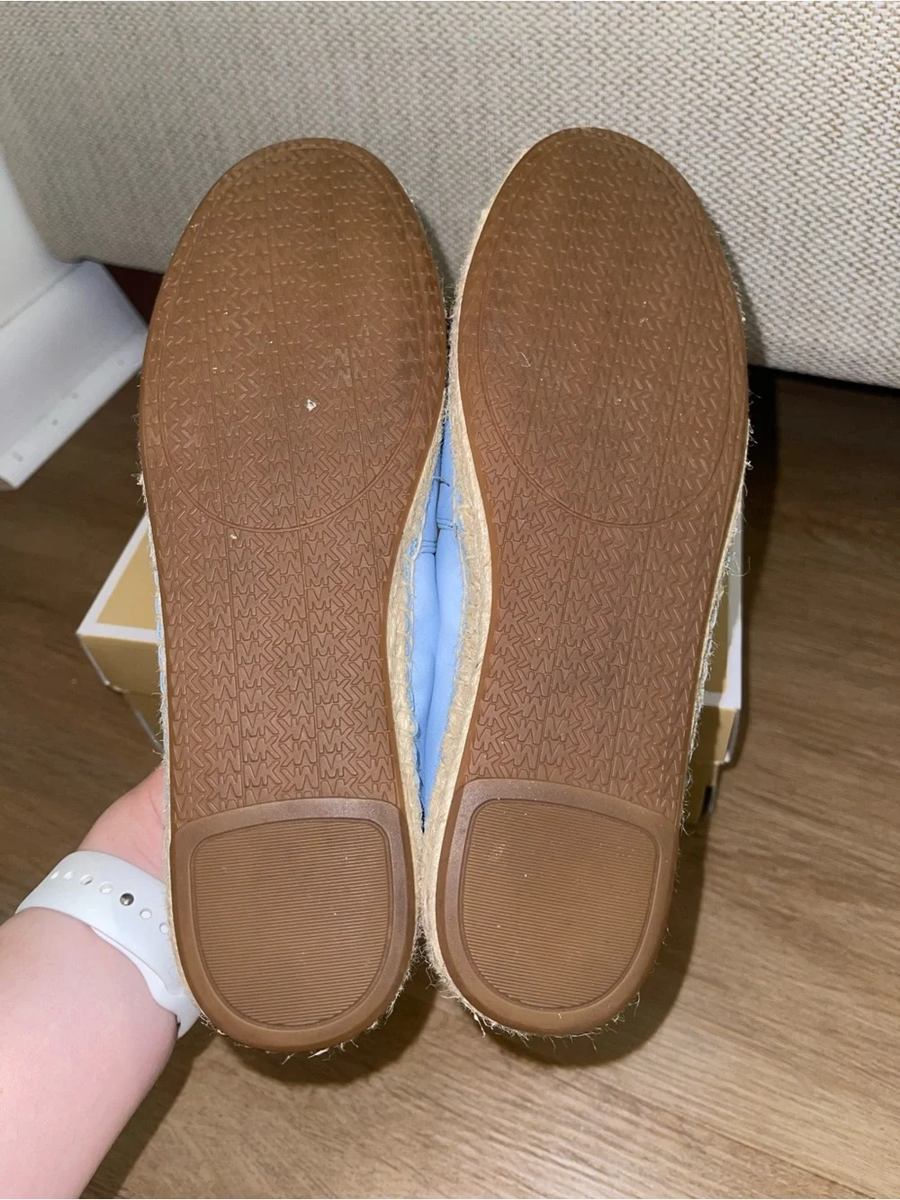 Michael Kors Blue Floral Leather Espadrille Slip-On Flats – Size 7.5